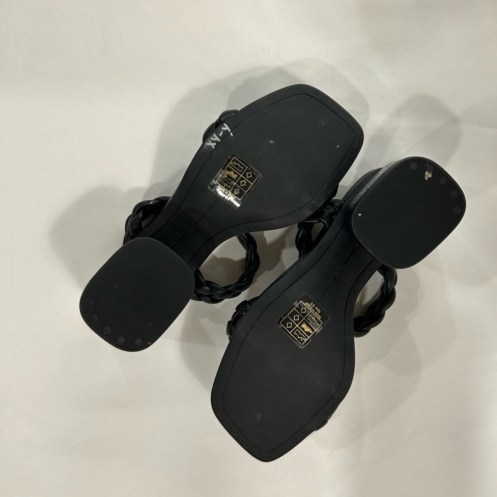DOLCE VITA Black Natie Sandal - Size 8.5 - Picture 5 of 15